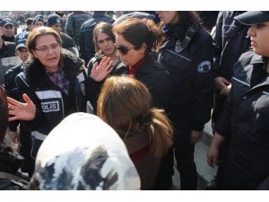 Şanlıurfa’da HDP Ve DBP’lilere Polis Müdahalesi