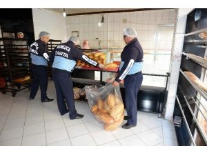 Kumluca’da Eksik Gramajlı Ekmek Operasyonu