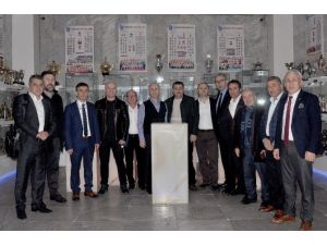 Muharrem Usta Ve Yönetim Kurulu Trabzonspor Müzesini Ziyaret Etti