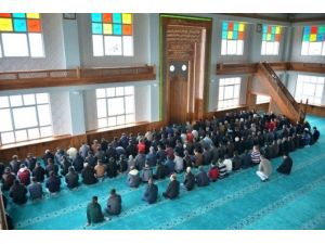 Gediz Organize Sanayi Bölgesi Camii İbadete Açıldı
