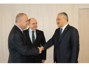 Gürcan Ve Öz’den Başkan Ergün’e Ziyaret