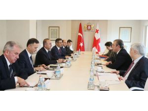 Gürcistan Başbakanı Kvirikashvili, Çavuşoğlu'nu kabul etti
