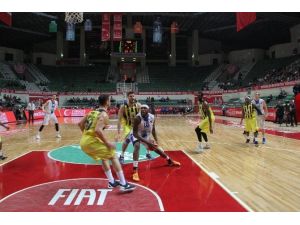 Fenerbahçe Yarı Finale Yükseldi
