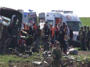 Diyarbakır'da bombalı saldırı: Şehitler var