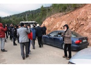 Cerattepe Maden Sahasına Gitmek İsteyen HDP İstanbul Milletvekilleri Ataş Ve Üstün’e Polis Engeli