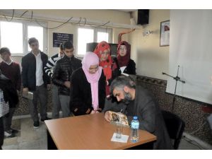 Senarist-yazar Ahmet Turgut Öğrencilerle Buluştu