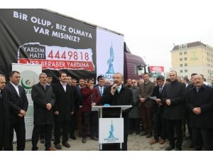 Sancaktepe Belediyesi’nden Bayırbucak Türkmenlerine 8 Tır Yardım