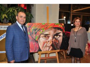 Adana'da polikromi karma resim sergisi açıldı