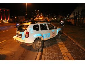 Ereğli'de alkollü sürücü polis aracına böyle çarptı