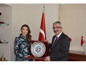 Azerbaycan Milletvekilinden Vali Kılıç’a Ziyaret