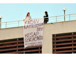 Muğla’da Genç Kızlar Kadın Cinayetleri İçin Eylem Yaptı