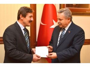 Erzincan Üniversitesi’nden Bayırbucak Türkmenlerine Yardım