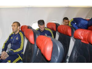 Fenerbahçe, 20 kişilik bir ekiple şafakta Moskova uçtu