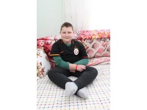 Kas Hastası Kubilay’ın En Büyük Hayali Galatasaray Maçına Gidebilmek