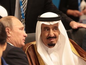 Putin ve Suudi Kralı telefonda görüştü