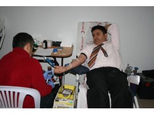 Vergi Memurları Kan Bağışında Bulundu