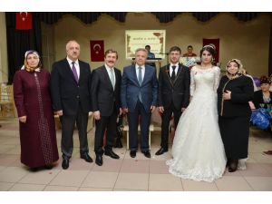 Vali Kahraman, Ahıska Türklerinin düğün heyacanına ortak oldu