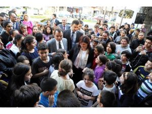 Öğrencilerin Resim Sergisini Başkan Çerçioğlu Açtı