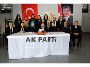 AK Parti’li Kadınlar Hocalı Katliamı’nı Kınadı
