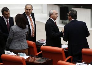 Başbakan Davutoğlu ve CHP lideri Kılıçdaroğlu Meclis Genel Kurulu'nda