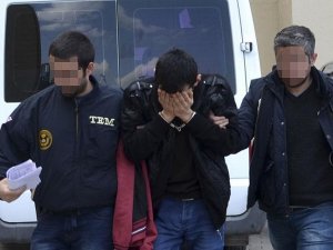 Sur'da teslim olan 3 terörist tutuklandı