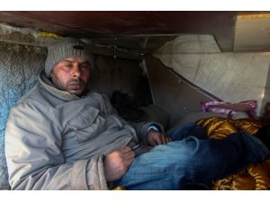 Iraklı sığınmacı 3 yıldır tabut büyüklüğündeki barakada yaşıyor