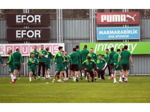 Bursaspor, ÇAYKUR Rizespor Maçı Hazırlıklarına Başladı