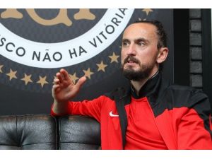 Tuncay Şanlı: "O Formayı, O Armayı Hissetmek Gerekiyor"