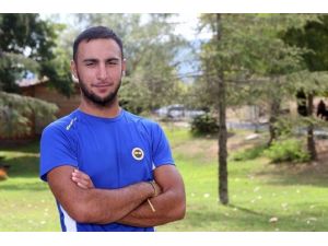 Fenerbahçeli kürekçi Gökhan Güven dünyada Mart ayının kürekçisi oldu