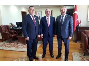 Şükrü Nazlı Ve Ahmet Tan TOKİ Başkanı Ergün’ü Ziyaret Etti