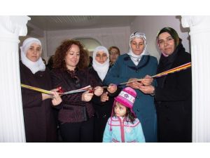 Bitlis Belediyesi Dilan Kadın Dayanışma Merkezini Açtı