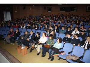 Çaycuma Belediyesi Ve İlçe Milli Eğitim Ortak Konferans Düzenlendi