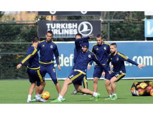 Fenerbahçe, Akhisar Belediyespor maçı hazırlıklarına başladı