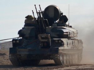 Azerbaycan Ermenistan'a ait askeri araçları imha etti