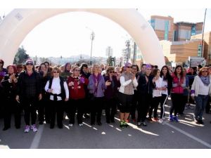 Nilüferli Kadınlardan 8 Mart Koşusu