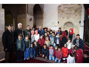 Malatya Büyükşehir Belediyesi’nden ‘Ailecek Camideyiz’ Etkinliği
