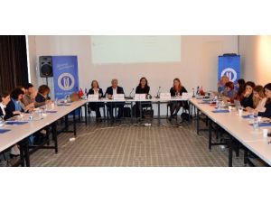 Dünya Kadınlar Günü Öncesi “Türkiye’deki Suriyeli Kadın Mülteciler” Paneli