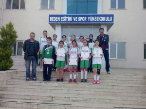 Aydın Hentbol Yıldız Kızlarda Yarı Finale Yükseldi