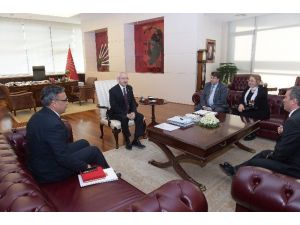 Kılıçdaroğlu, Harp Malulü Gaziler, Şehit, Dul Ve Yetimleri Derneği Genel Başkanı İle Görüştü