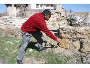 Tuzköy’deki kaya evler kanser yapıyor