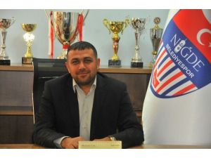 Niğde Belediyespor Kulüp Başkanı Taraftarı Eleştirdi