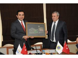 Kırşehir Belediyesi Bitlis Gölbaşı Belediyesi İle Kardeş Şehir Protokolu İmzaladı