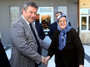 Başkan Palancıoğlu’dan Huzurevine Anlamlı Ziyaret