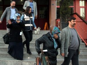 Evlenme Vaadiyle Dolandırıcılık Yapan Azeri Kadınlar Tutuklandı