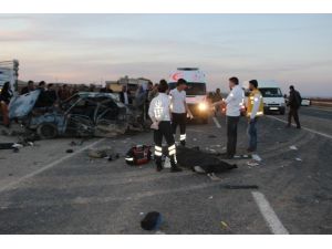 Tekerleği Çıkan Otomobil Takla Attı: 1 Ölü, 4 Yaralı