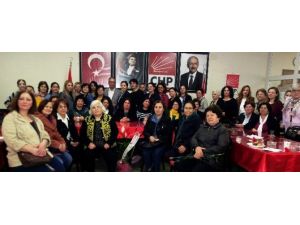 Alaşehir’de CHP’ye 30 Yeni Üye Katıldı