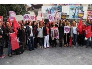 CHP’li Kadınlardan Oturma Eylemi