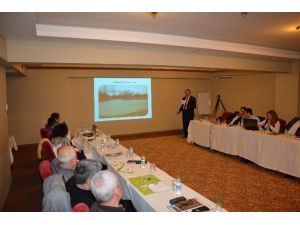 Körfez Belediyesi Değerlendirme Toplantısı Yaptı