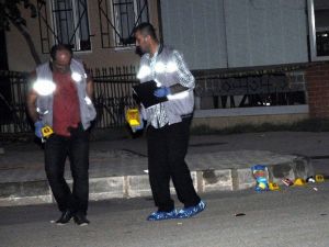 Gürültü Yüzünden Üç Kardeşi Öldüren Baba Oğula Müebbet