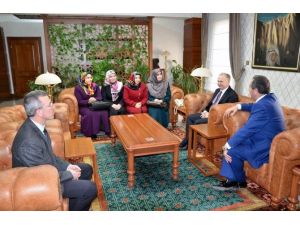 Nevşehir Valisi Ceylan, Kadın Kur’an Kursu Öğreticilerini Kabul Etti